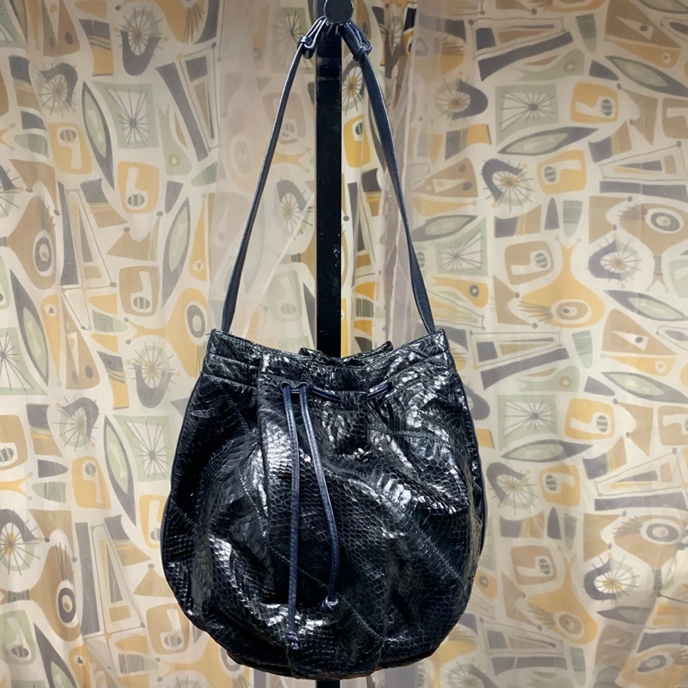 ORIGINAL BY CAPRICE 1980’s Made in the USA Black and Navy Snakeskin Bucket Bag